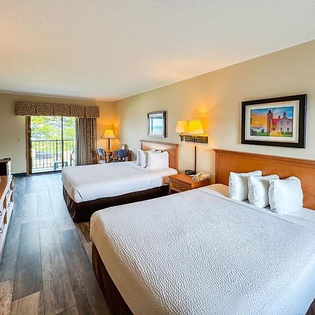 Days Inn By Wyndham Mackinaw City - Lakeview Εξωτερικό φωτογραφία