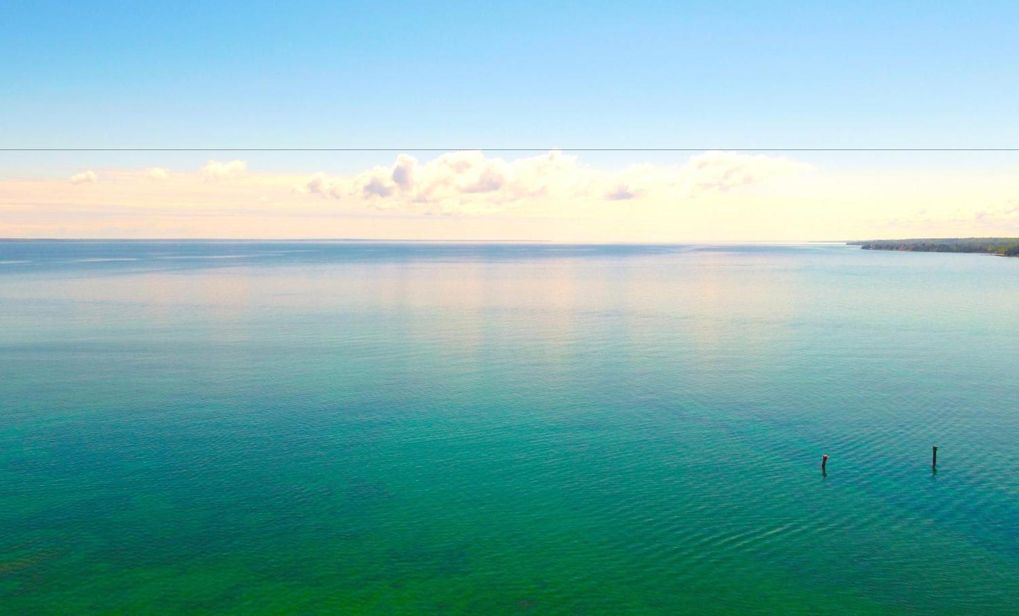 Days Inn By Wyndham Mackinaw City - Lakeview Εξωτερικό φωτογραφία