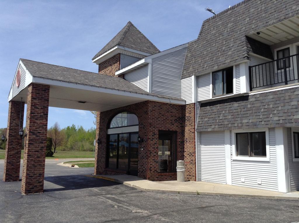 Days Inn By Wyndham Mackinaw City - Lakeview Εξωτερικό φωτογραφία